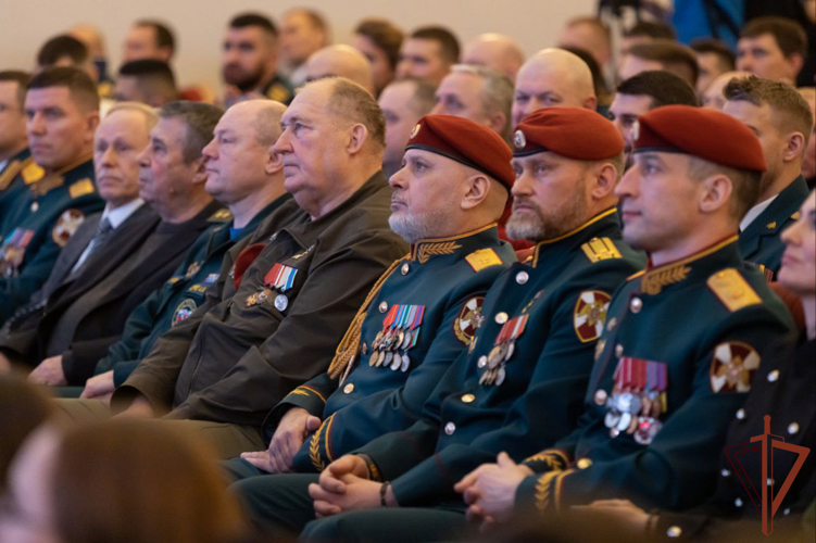 ГЕНЕРАЛ-ЛЕЙТЕНАНТ АЛЕКСЕЙ ВОРОБЬЕВ ВРУЧИЛ НАГРАДЫ СПЕЦНАЗОВЦАМ В ДЕНЬ 46-ЛЕТИЯ ЦЕНТРА СПЕЦИАЛЬНОГО НАЗНАЧЕНИЯ «ВИТЯЗЬ»