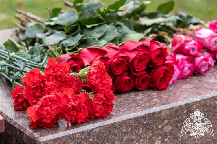 В ЦЕНТРАЛЬНОМ АППАРАТЕ РОСГВАРДИИ СОСТОЯЛАСЬ ВСТРЕЧА ВЫПУСКНИКОВ ЛЕНИНГРАДСКОГО ВОЕННО-ПОЛИТИЧЕСКОГО УЧИЛИЩА МВД СССР ИМ. 60-ЛЕТИЯ ВЛКСМ