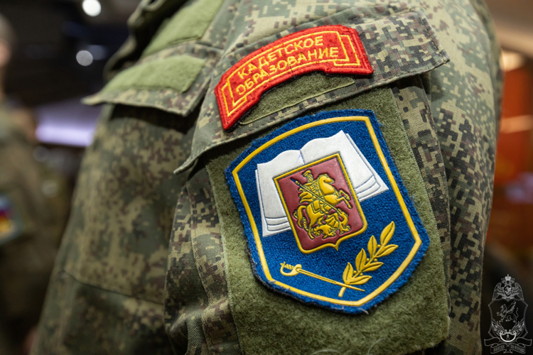 ОДИН ДЕНЬ ЮНАРМЕЙСКОГО ОТРЯДА «КРЕЧЕТ ЮНИОР» В РОСГВАРДИИ