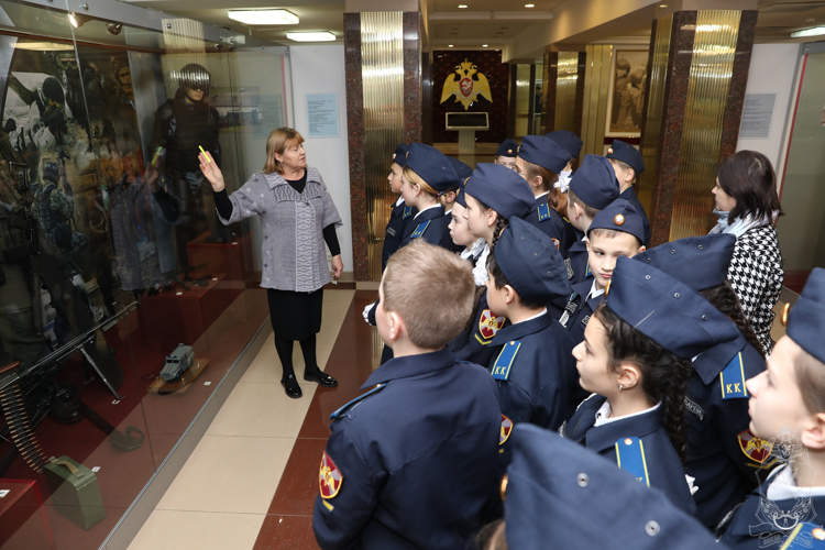 В гостях у Центрального музея Росгвардии – наследники славы подольских курсантов