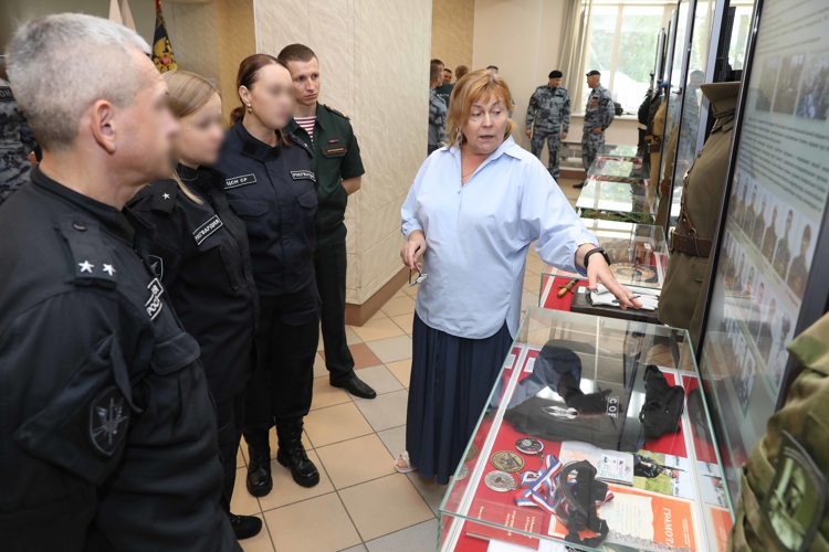 Центральный музей представил выставку об истории войск правопорядка на праздновании 15-летия Центра специального назначения сил оперативного реагирования и авиации Росгвардии