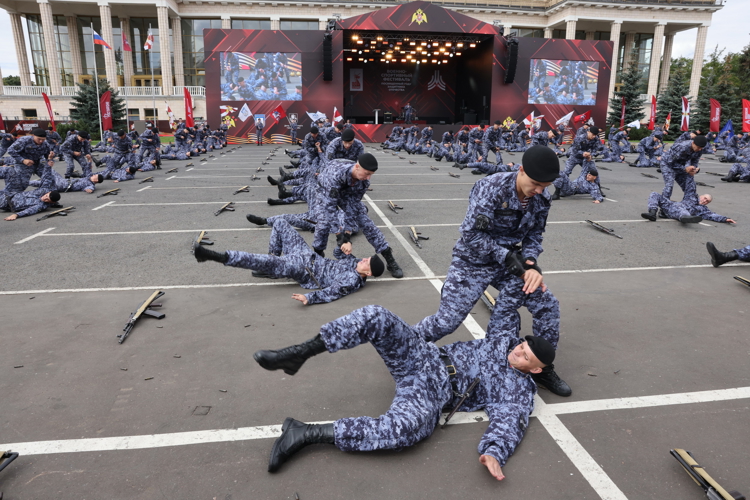 Центральный музей представил передвижную выставку на военно-спортивном фестивале Росгвардии на территории спорткомплекса «Лужники»