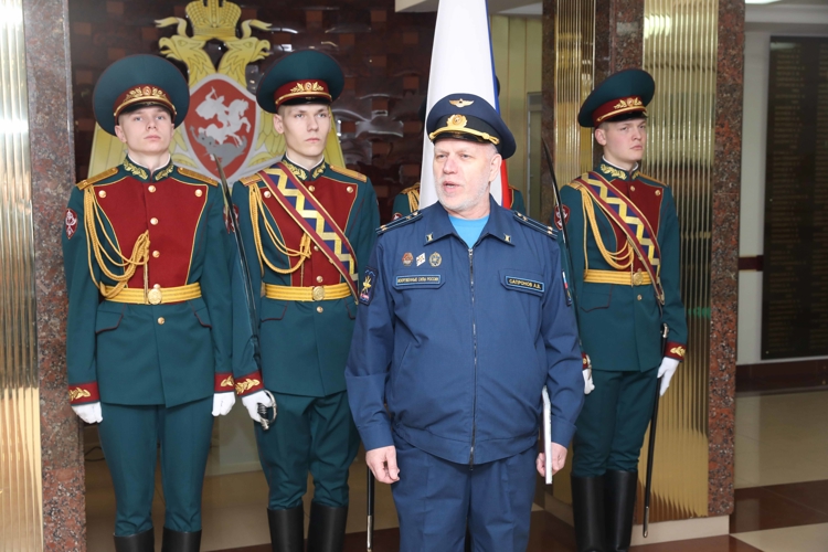 Московские школьники приняли клятву кадет в Зале Славы Центрального музея войск национальной гвардии