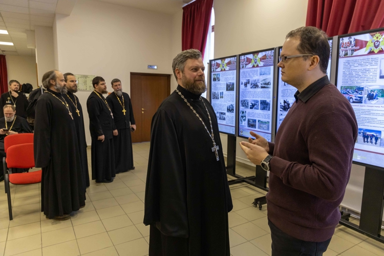 Центральный музей войск национальной гвардии представил тематическую выставку в ходе Международных Рождественских чтений в Главном храме Росгвардии