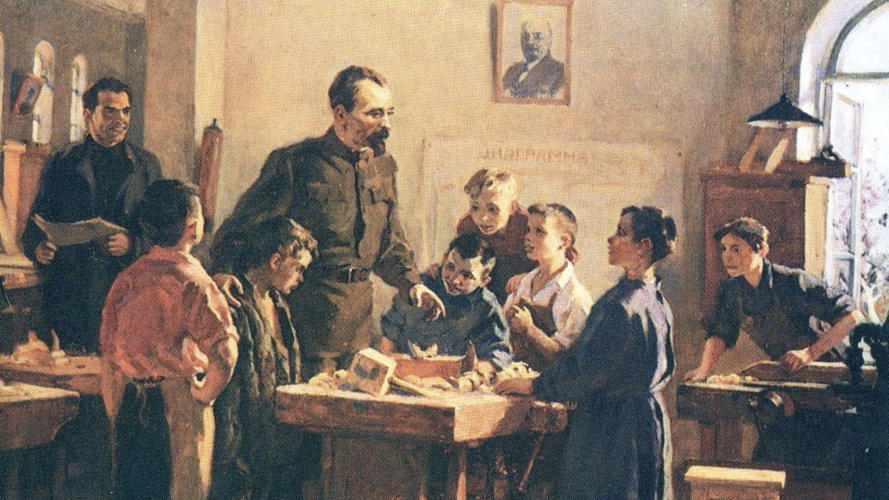 «Я хочу бросить некоторую часть моих личных сил, а главное сил ВЧК, на борьбу с детской беспризорностью…». 105 лет назад была создана Комиссия по улучшению жизни детей, которую возглавил Ф.Э. Дзержинский