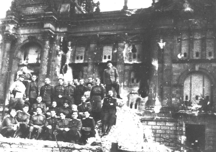 Дата в истории. 80 лет назад было сформировано Управление внутренних войск МВД СССР в Германии