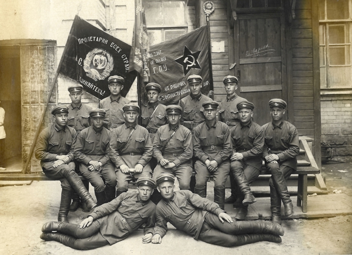 Дата в истории. 100 лет назад были учреждены Боевые знамена для воинских частей регулярной армии