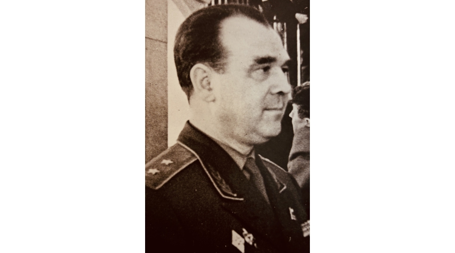 Имя в истории войск. Начальник Главного управления внутренних войск, внутренней и конвойной охраны МООП СССР генерал-лейтенант Николай Иванович Пильщук