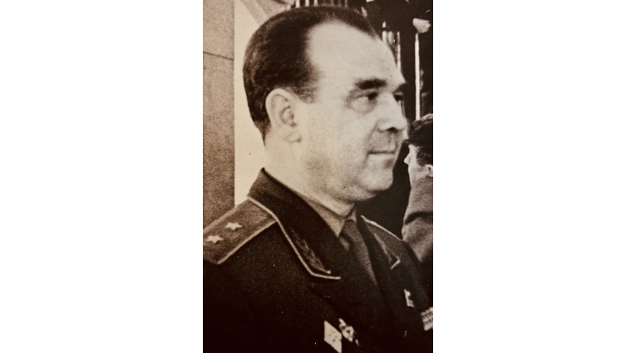 Имя в истории войск. Начальник Главного управления внутренних войск, внутренней и конвойной охраны МООП СССР генерал-лейтенант Николай Иванович Пильщук